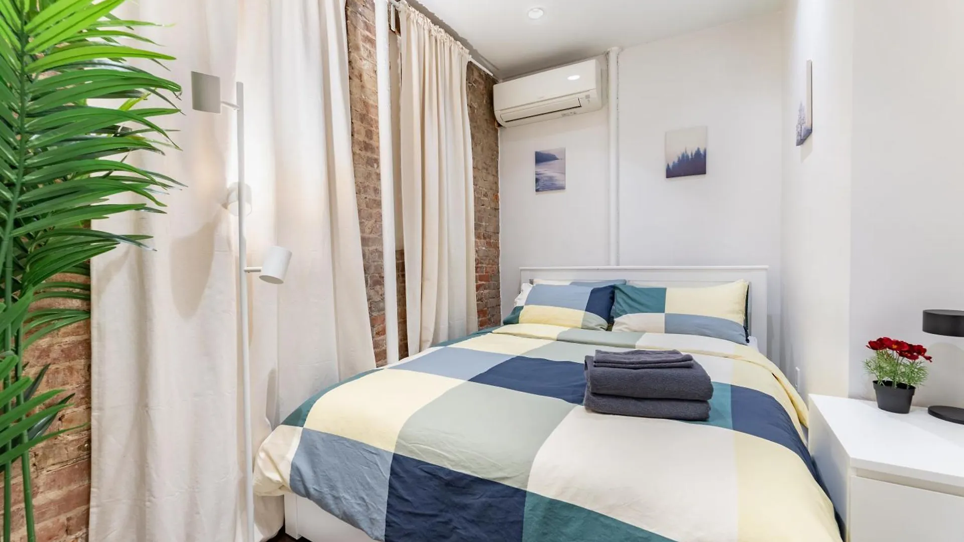 2 Bedroom Luxury Unit In The Heart Of Manhattan New York 0*,