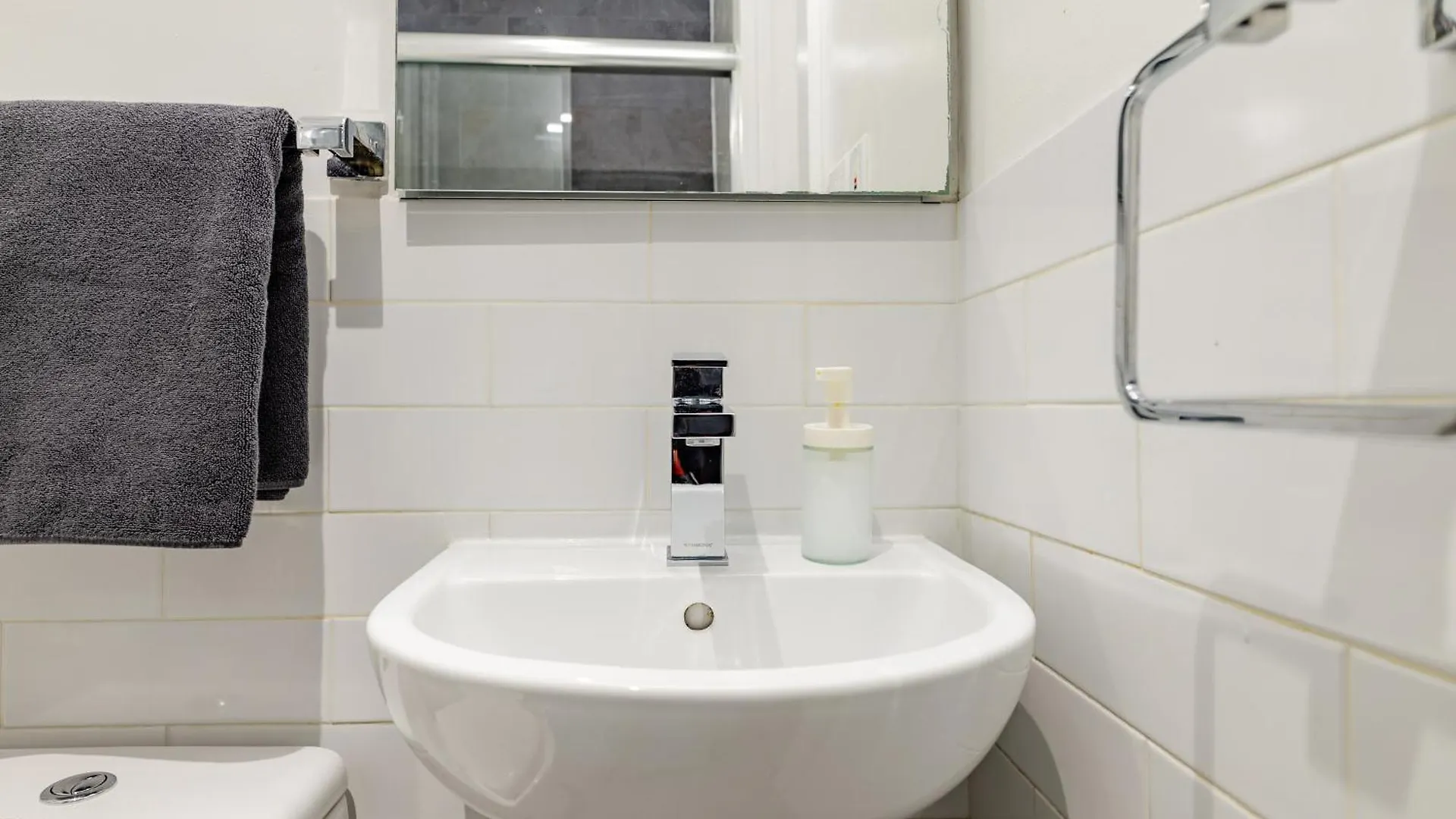 2 Bedroom Luxury Unit In The Heart Of Manhattan New York 0*,  United States