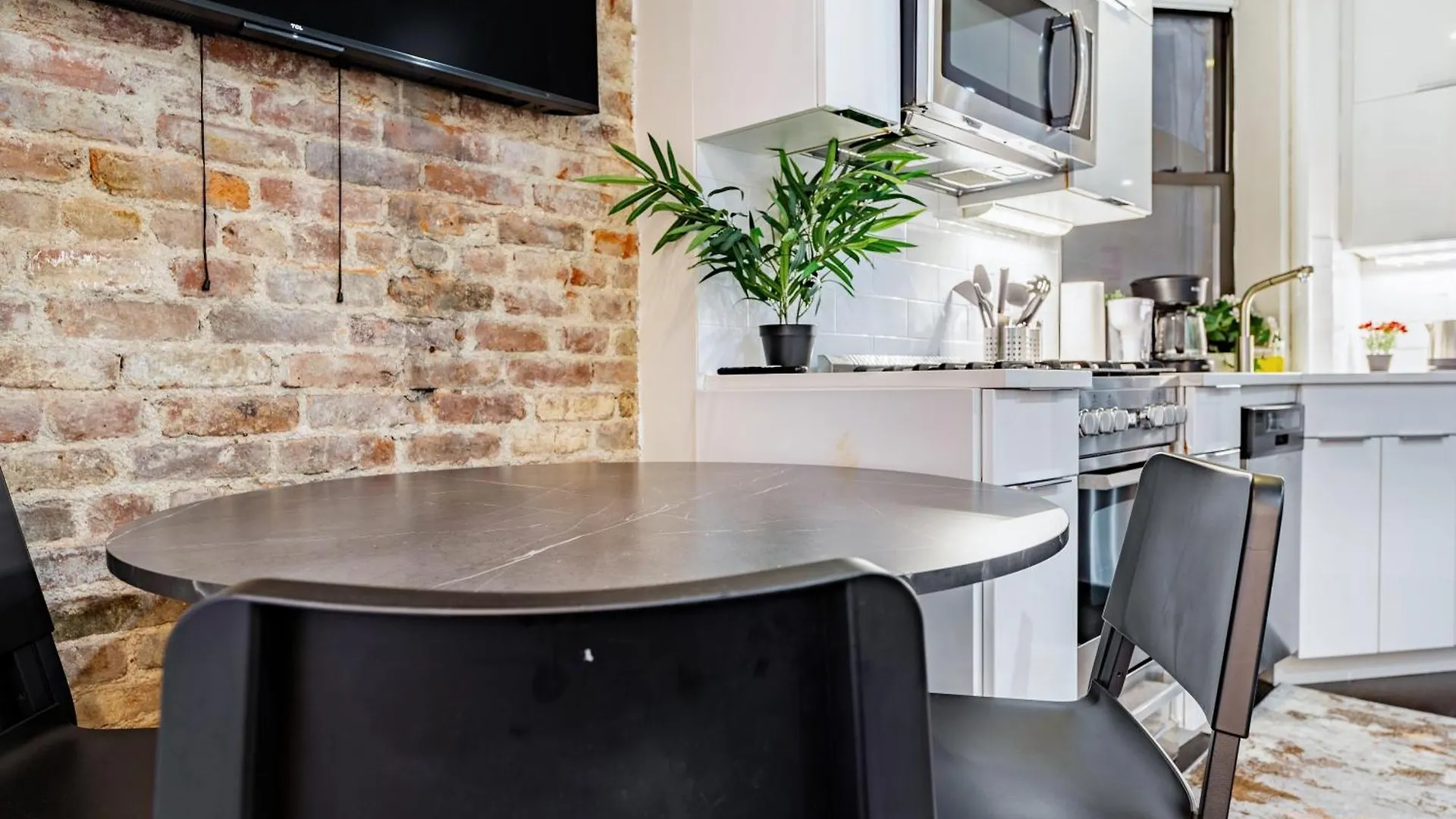 2 Bedroom Luxury Unit In The Heart Of Manhattan New York Apartment